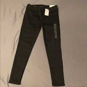 Never Worn Black American Eagle Jeans Size 2 Sh.